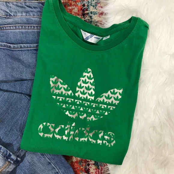 adidas Tops - Adidas • Original Logo Short Sleeve Tee